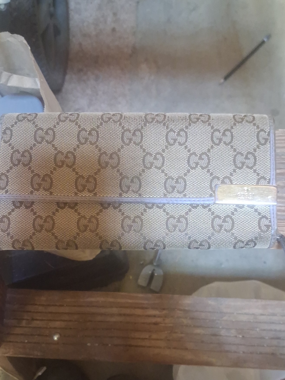 Gucci Beige GG Supreme Zip Wallet with Brown Detail